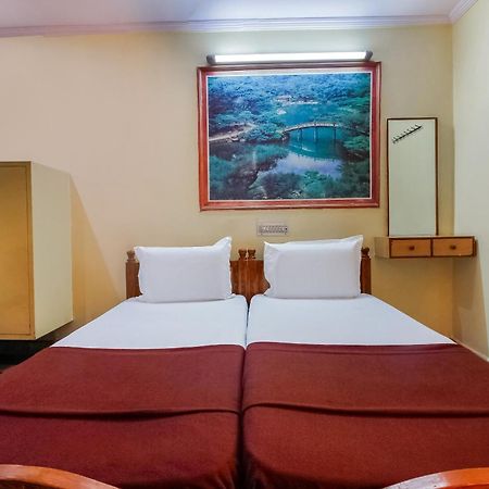 Spot On Classic Lodge Hyderabad Eksteriør bilde