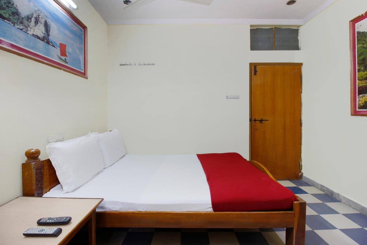 Spot On Classic Lodge Hyderabad Eksteriør bilde